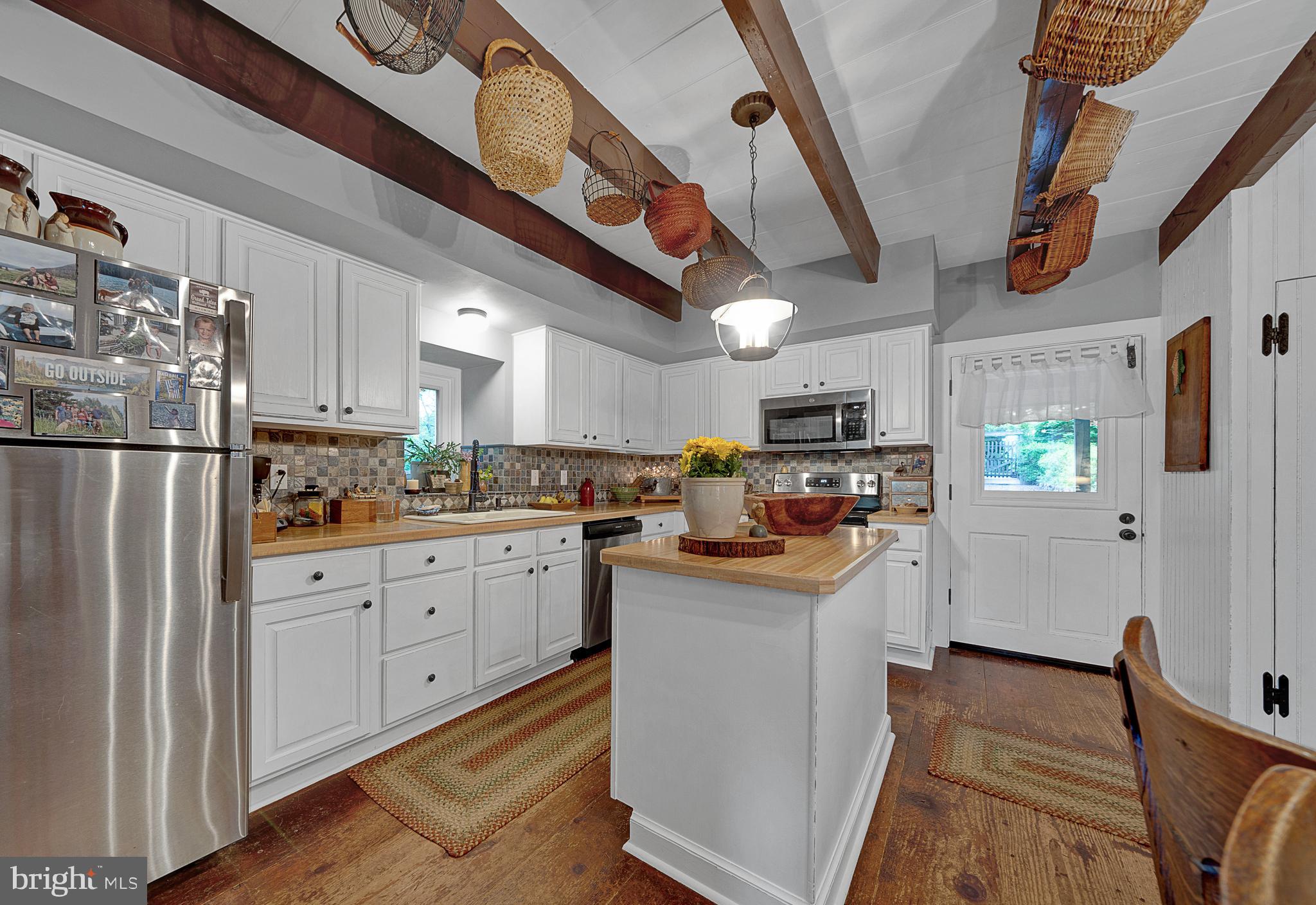 3900 Pricetown Rd