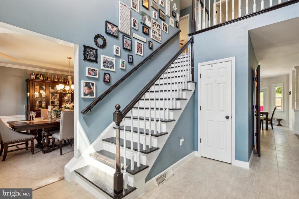 202 Ivy Ln