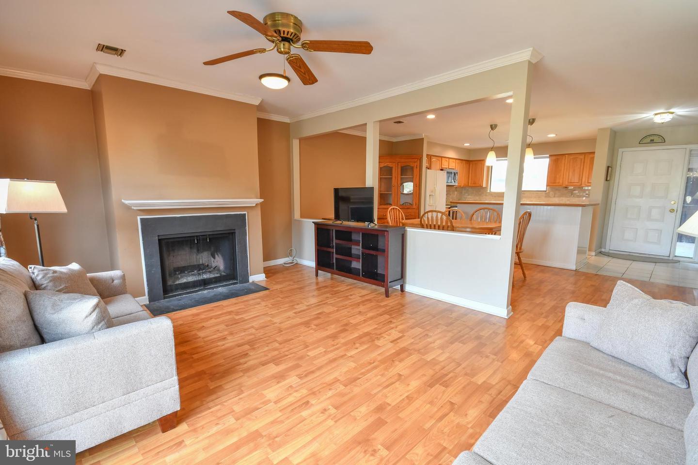 97 Palace Ct
