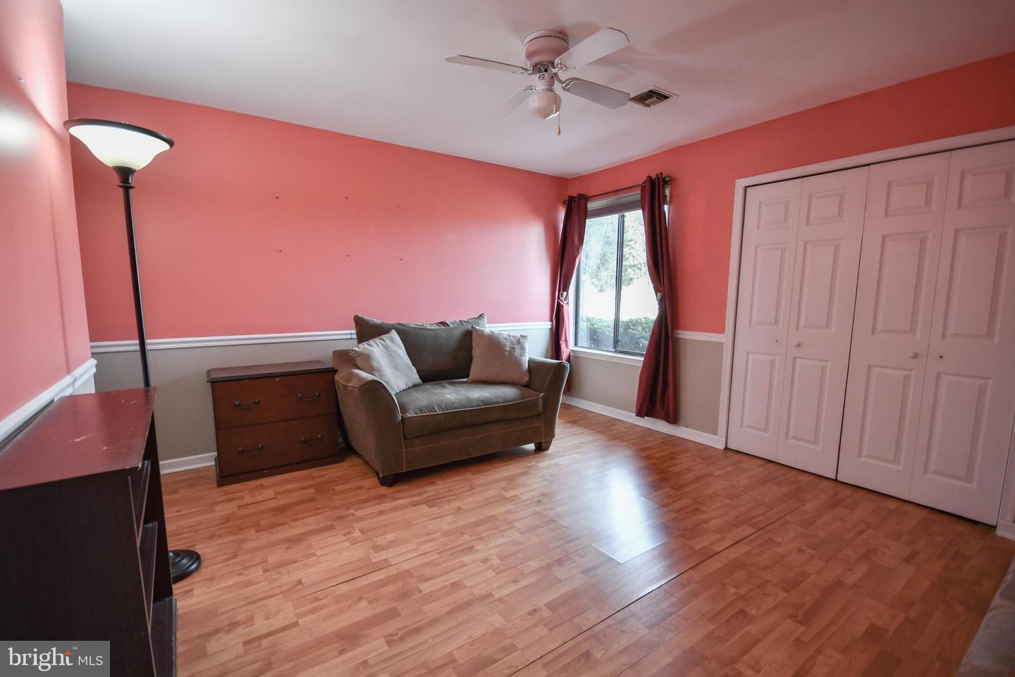 97 Palace Ct