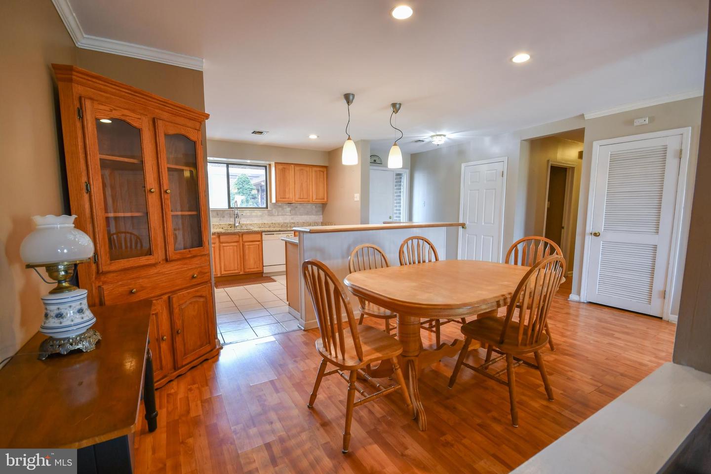 97 Palace Ct