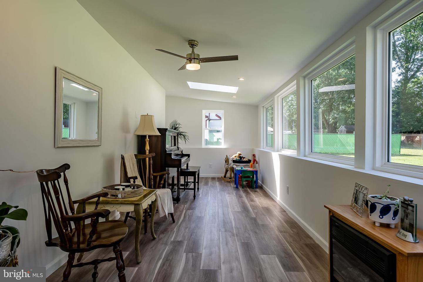 95 Boxwood Rd