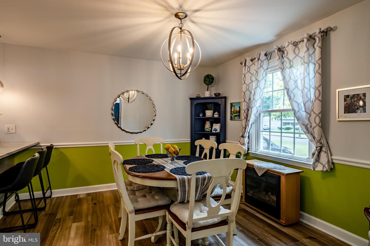 95 Boxwood Rd