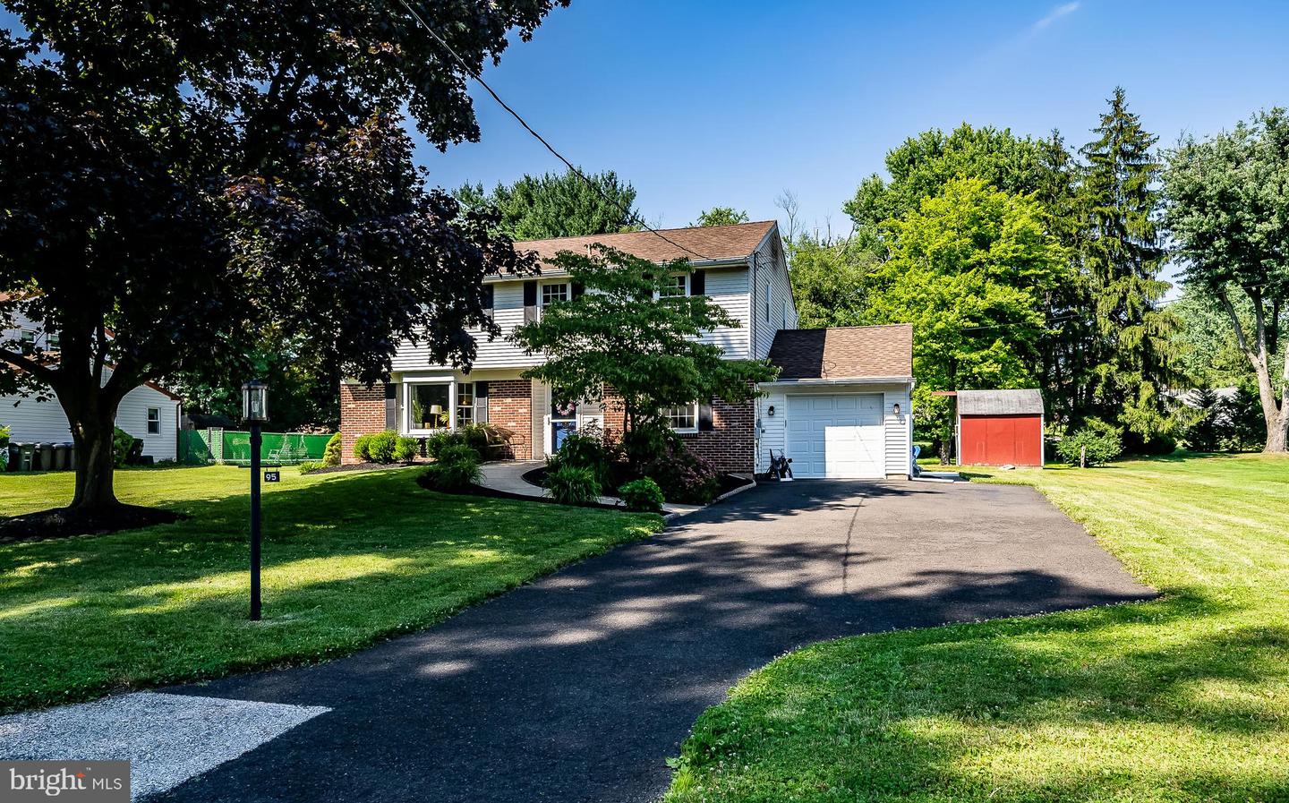 95 Boxwood Rd
