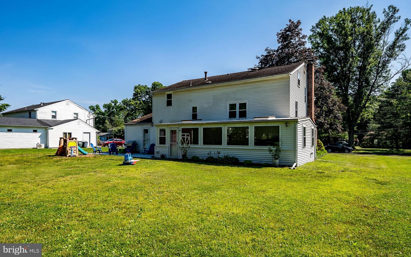 95 Boxwood Rd