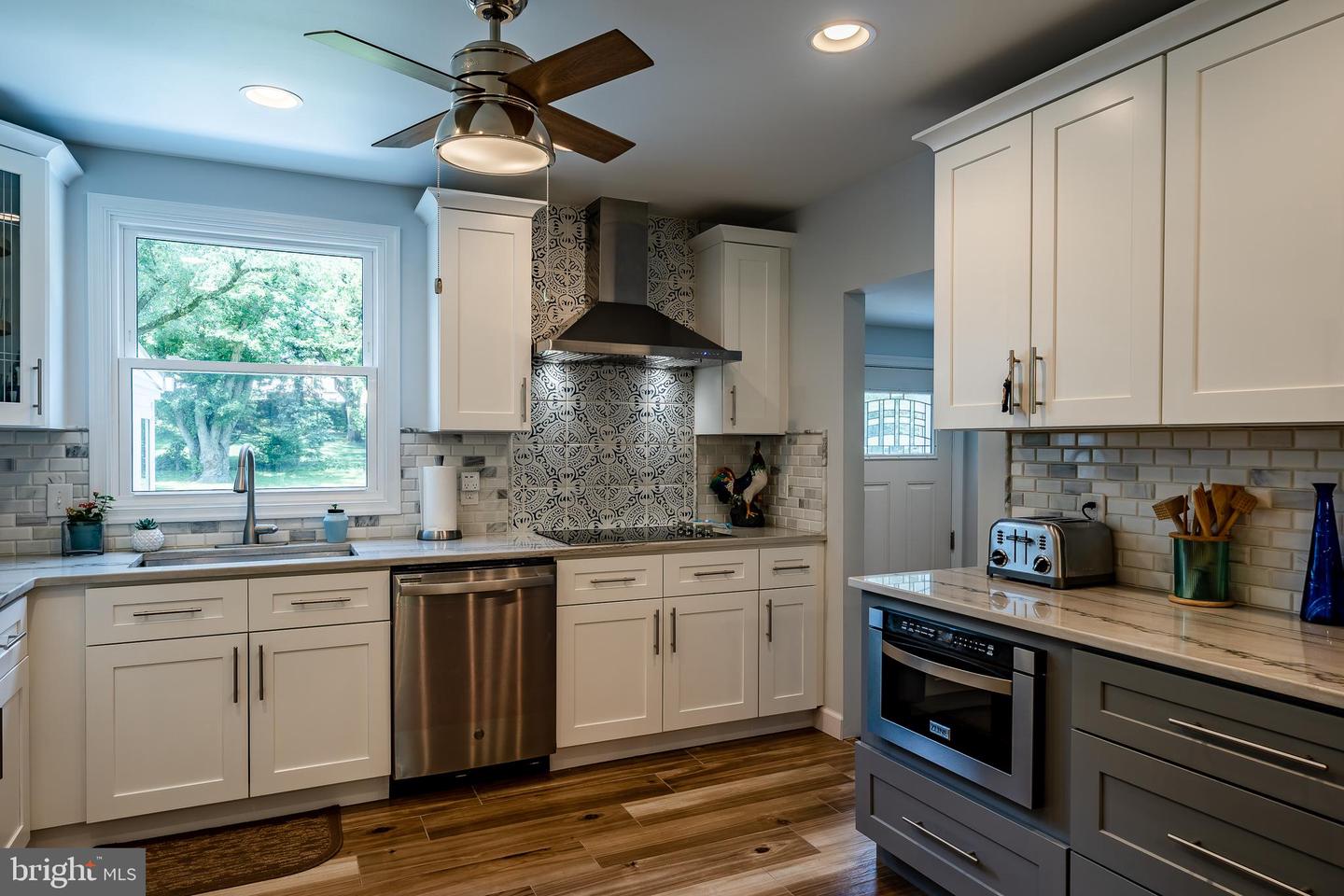 95 Boxwood Rd