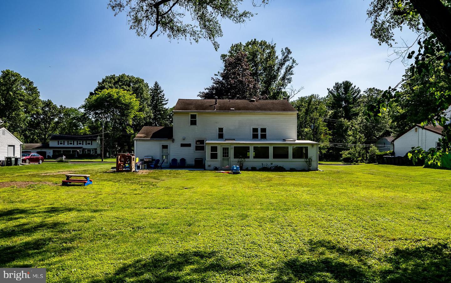 95 Boxwood Rd