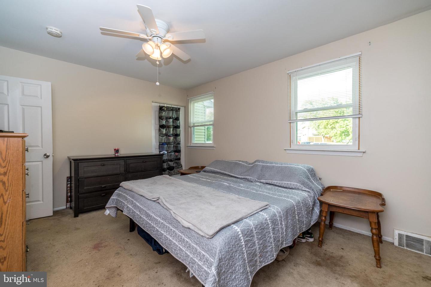 156 Reliance Pl