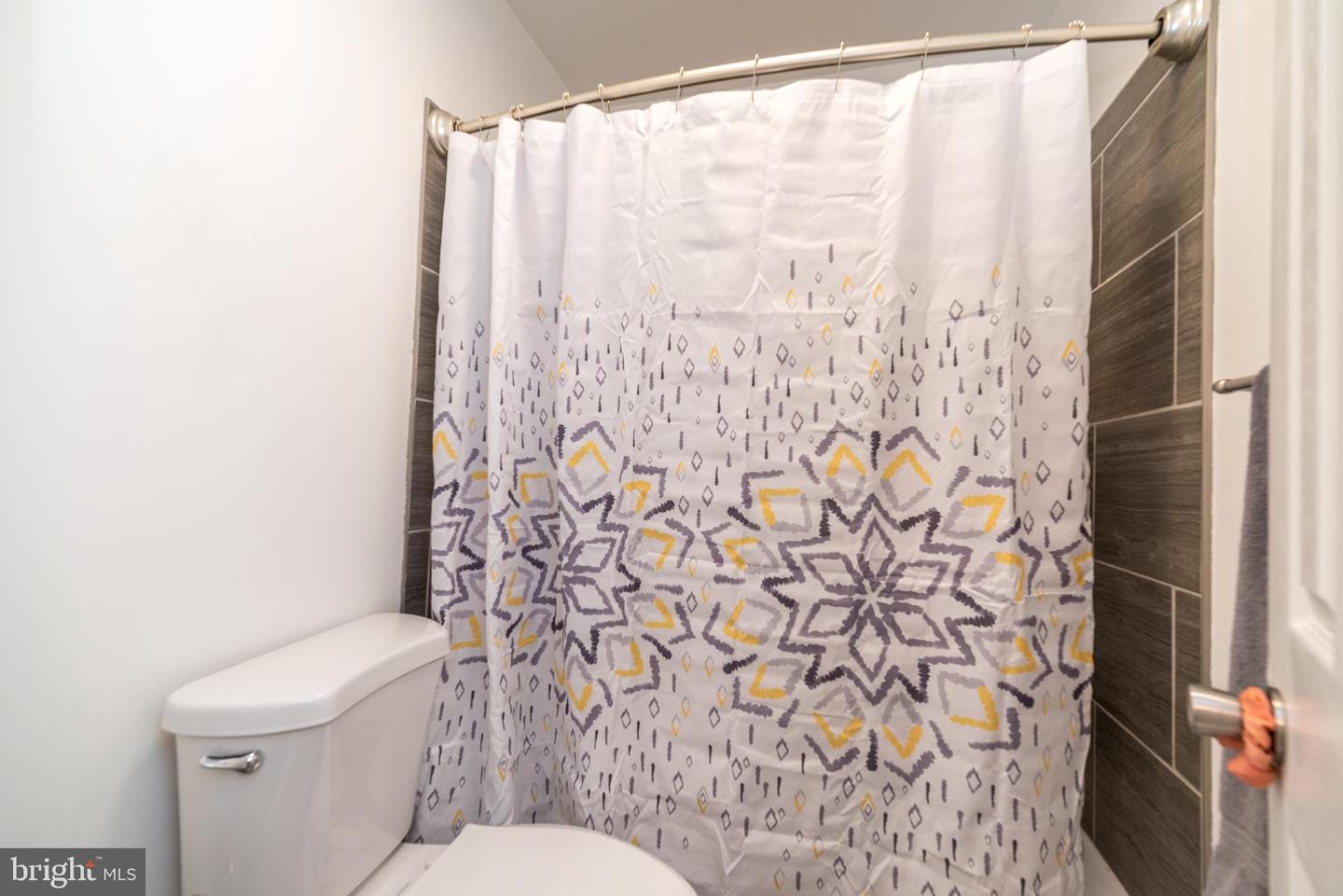 156 Reliance Pl