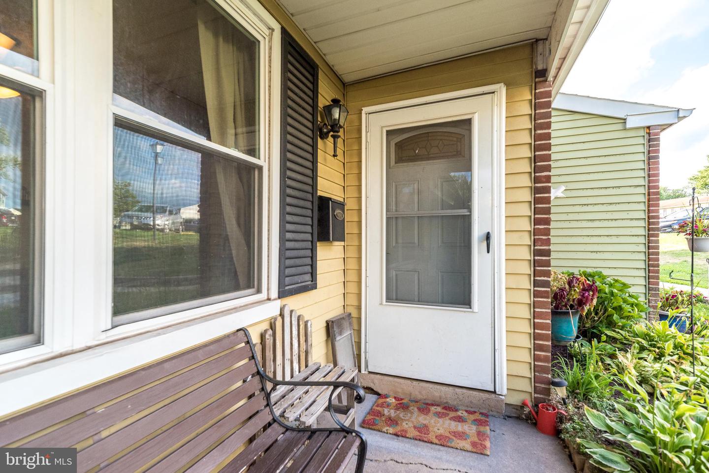156 Reliance Pl