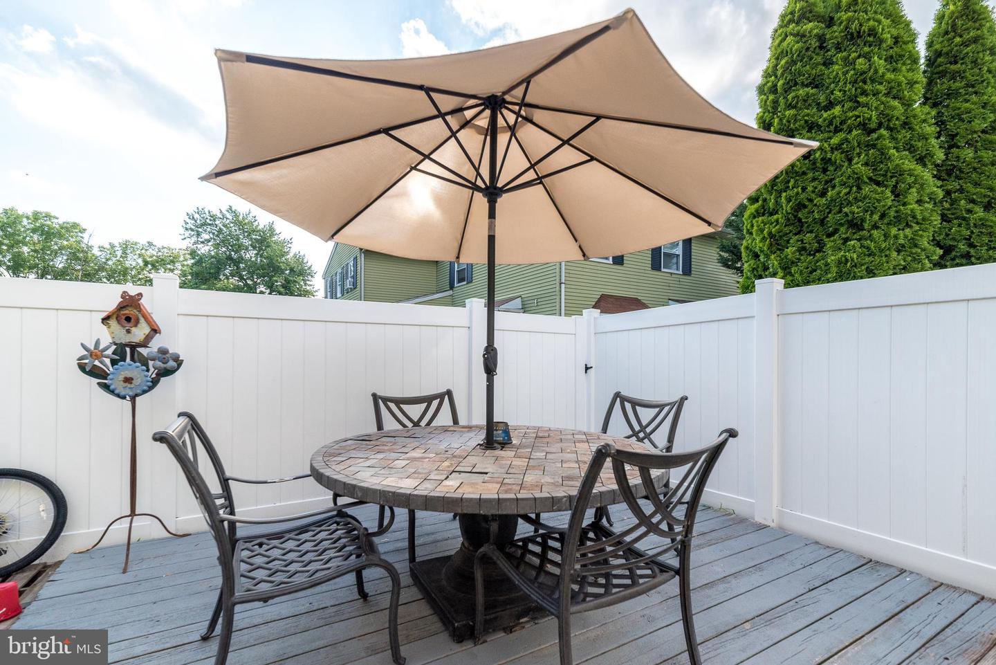 156 Reliance Pl