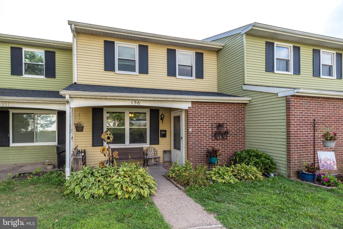 156 Reliance Pl