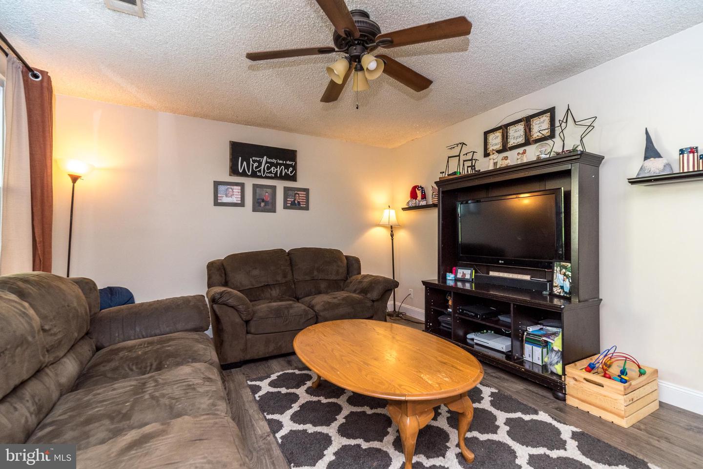 156 Reliance Pl