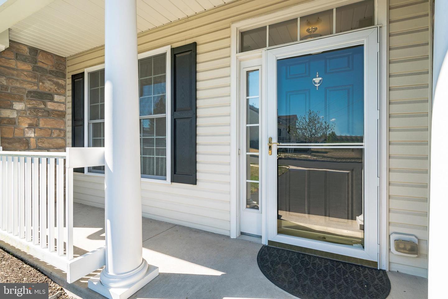 400 Reagan Dr