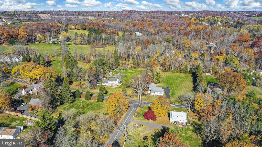 1405 Township Line Rd