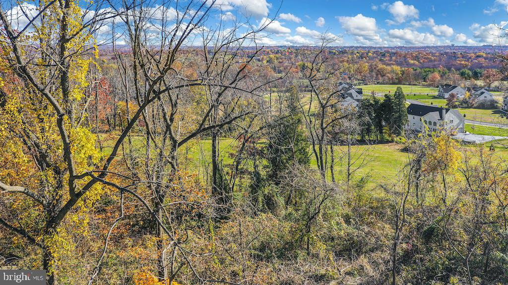 1405 Township Line Rd