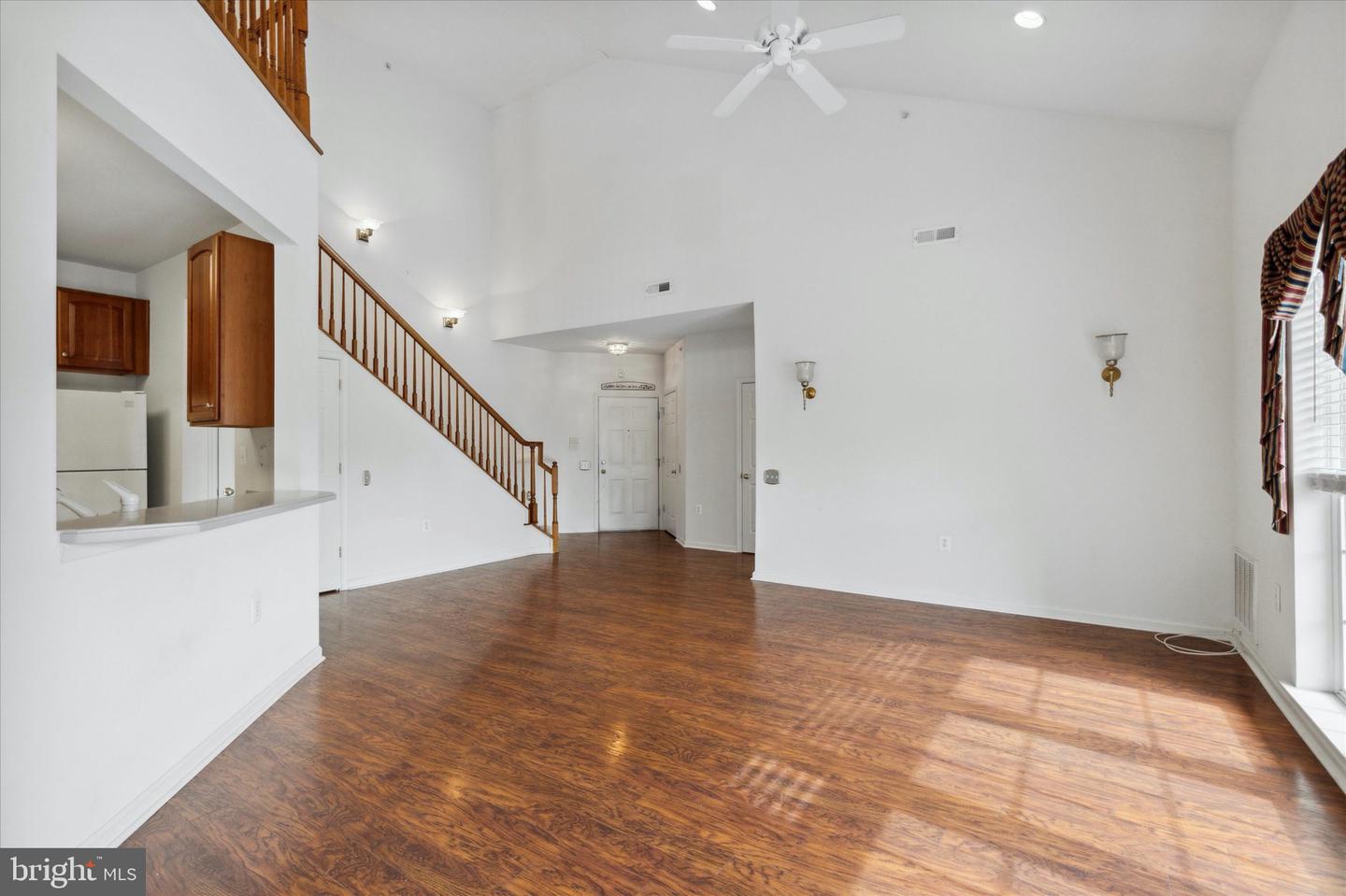 200 Evodia Cir #303