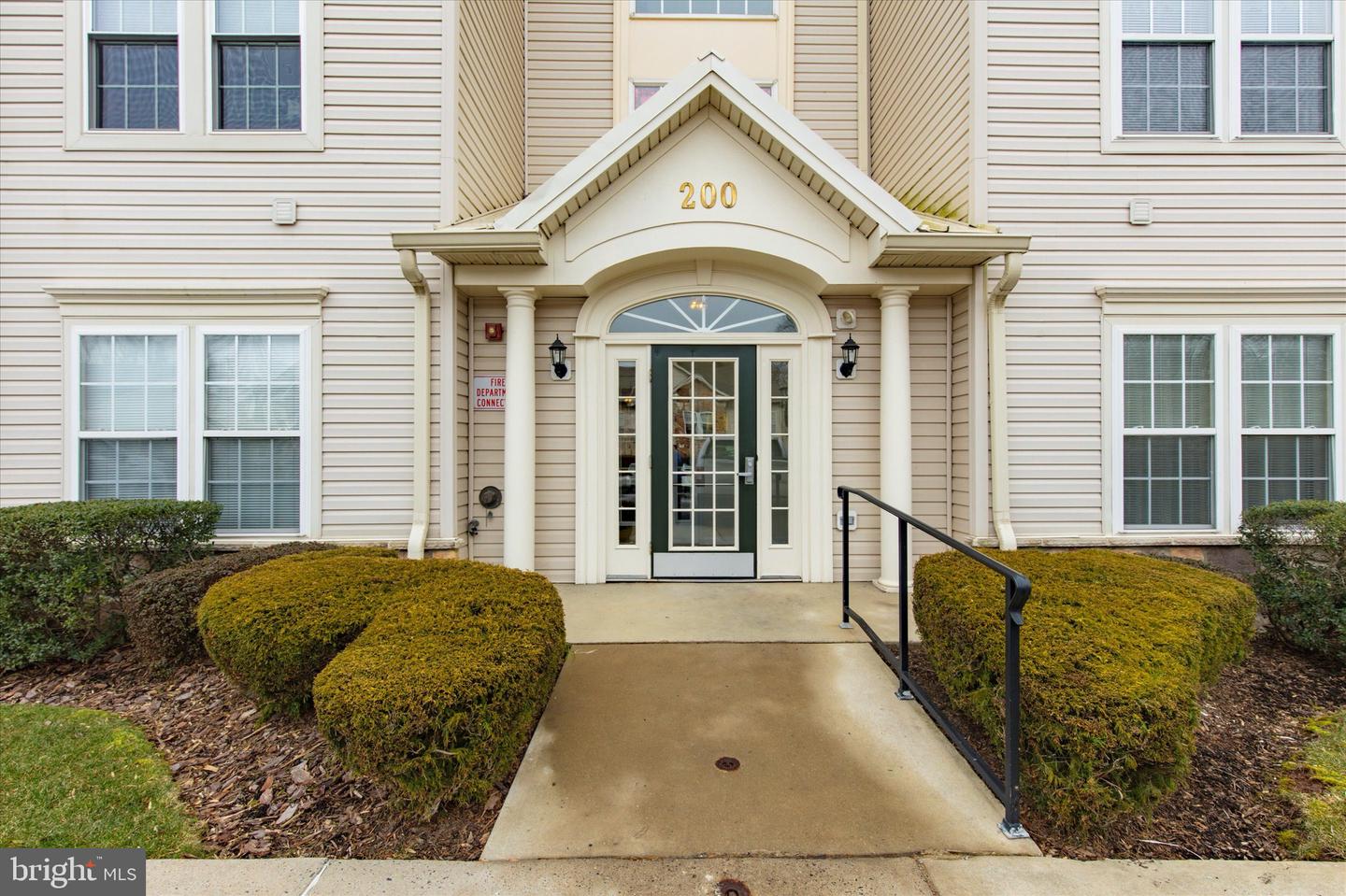 200 Evodia Cir #303