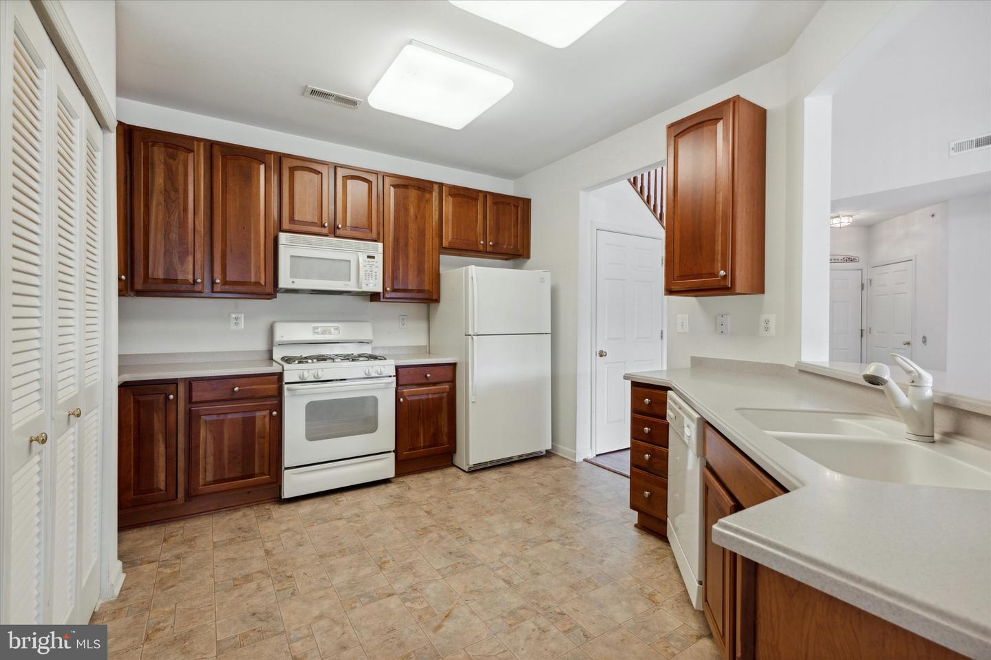 200 Evodia Cir #303