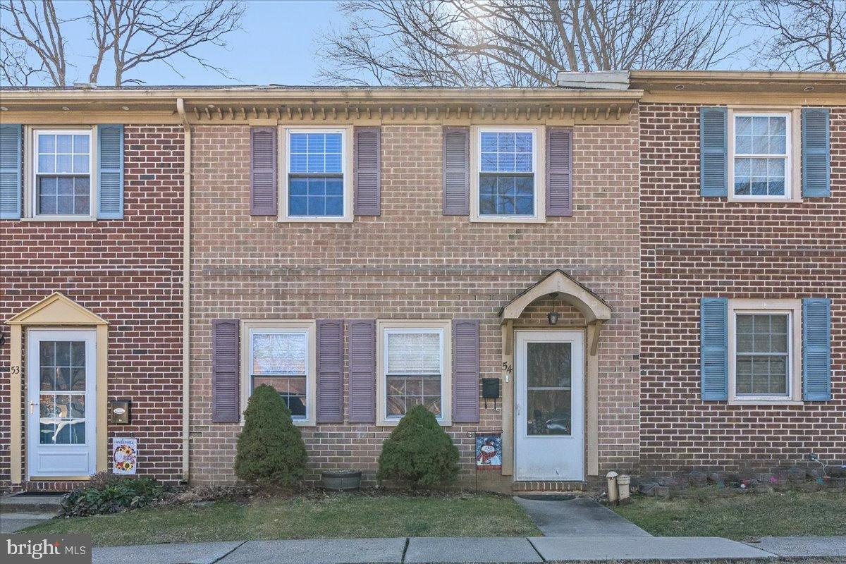 54 Stonegate Rd