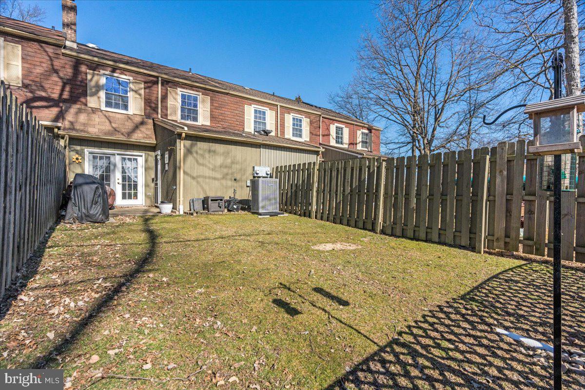 54 Stonegate Rd