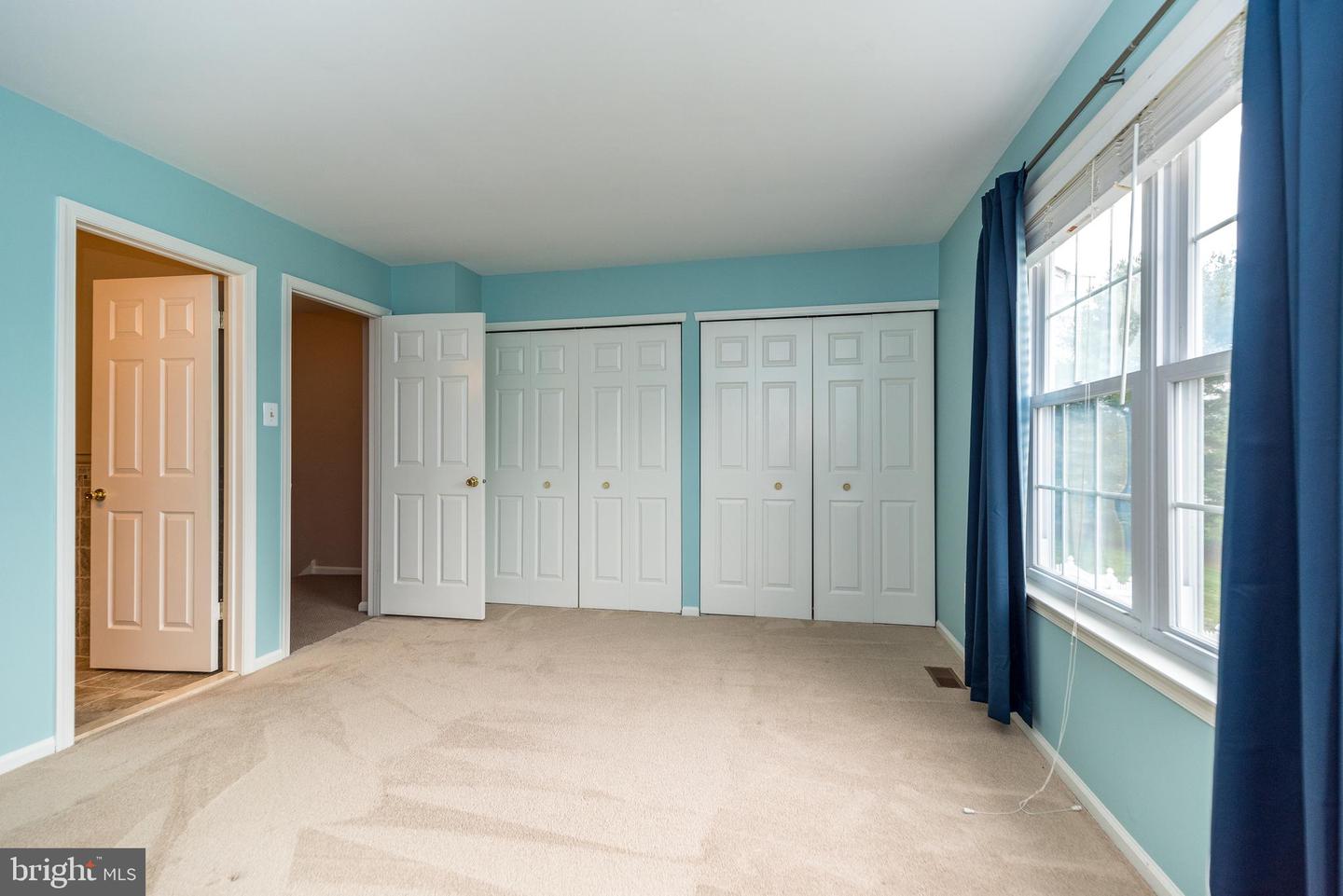 44 Violet Ln