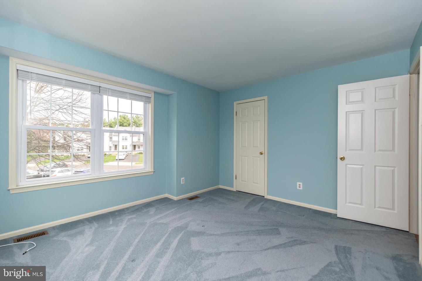 44 Violet Ln