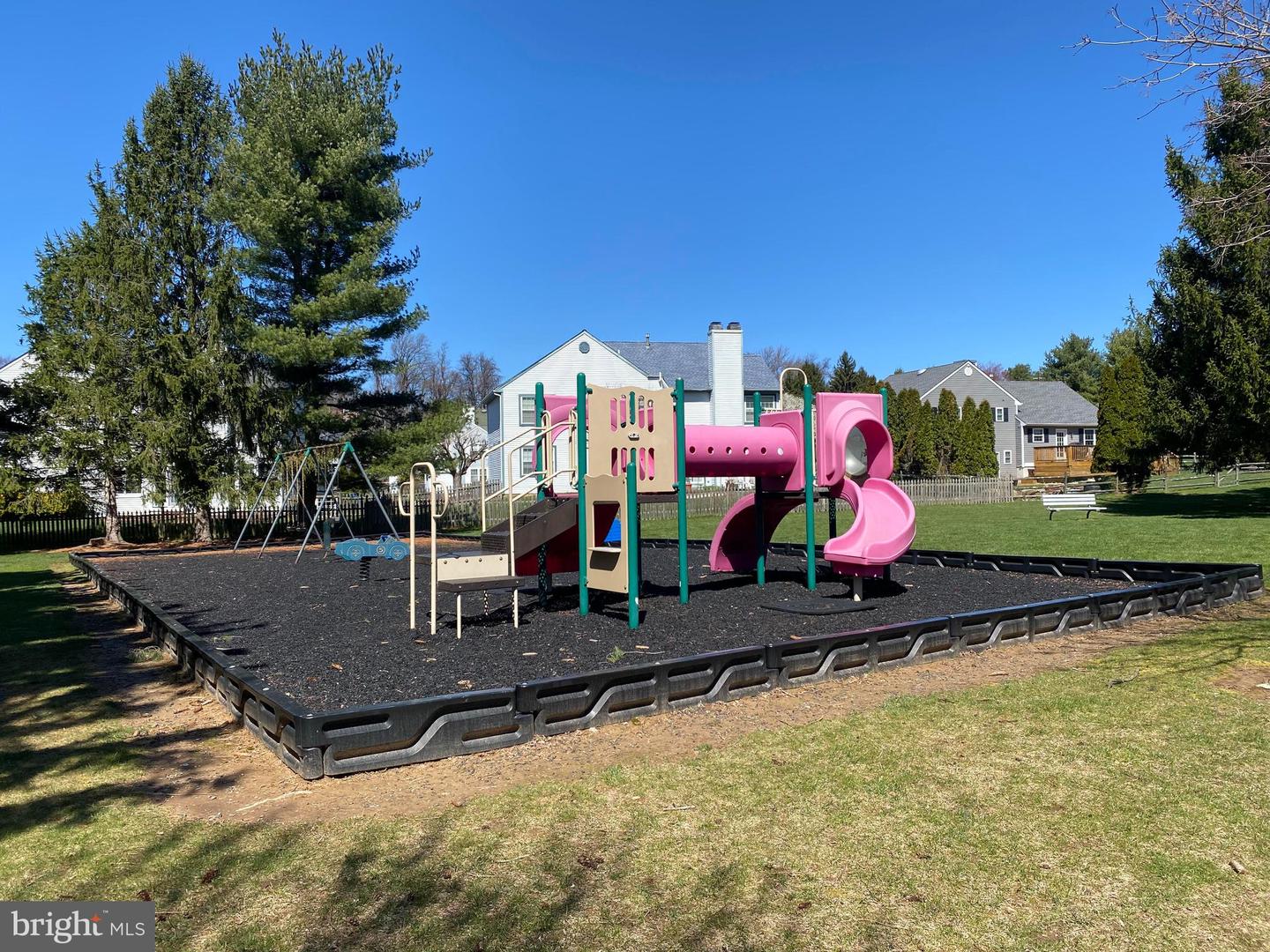 44 Violet Ln
