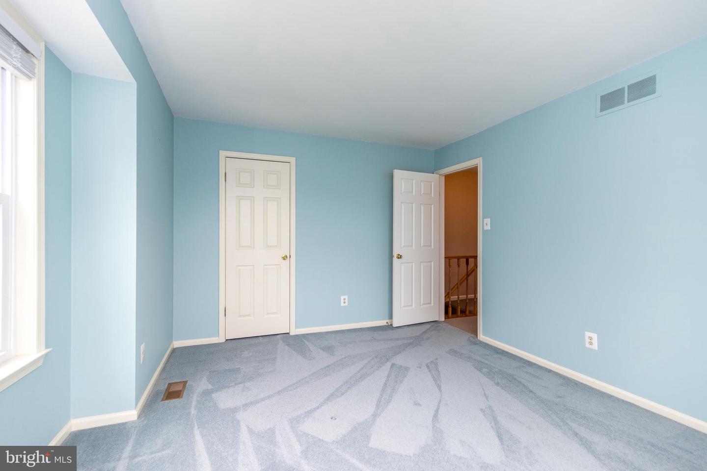 44 Violet Ln