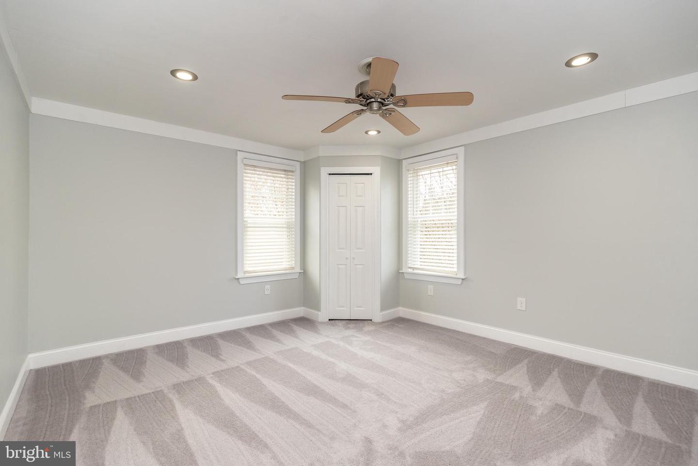 728 Hilltown Pike
