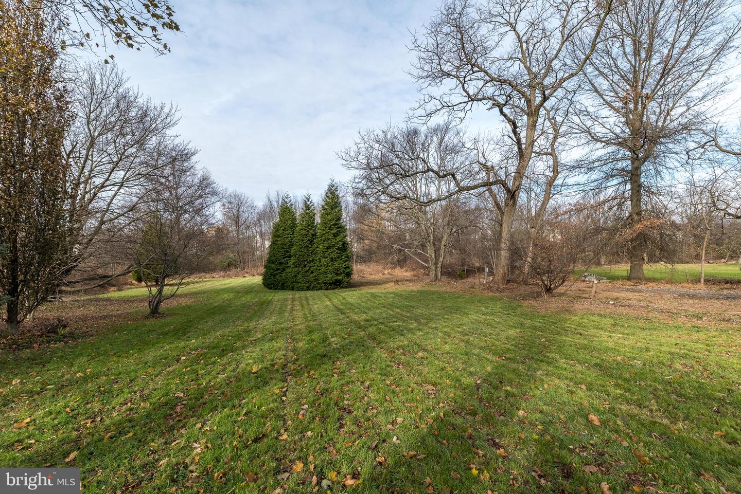 728 Hilltown Pike