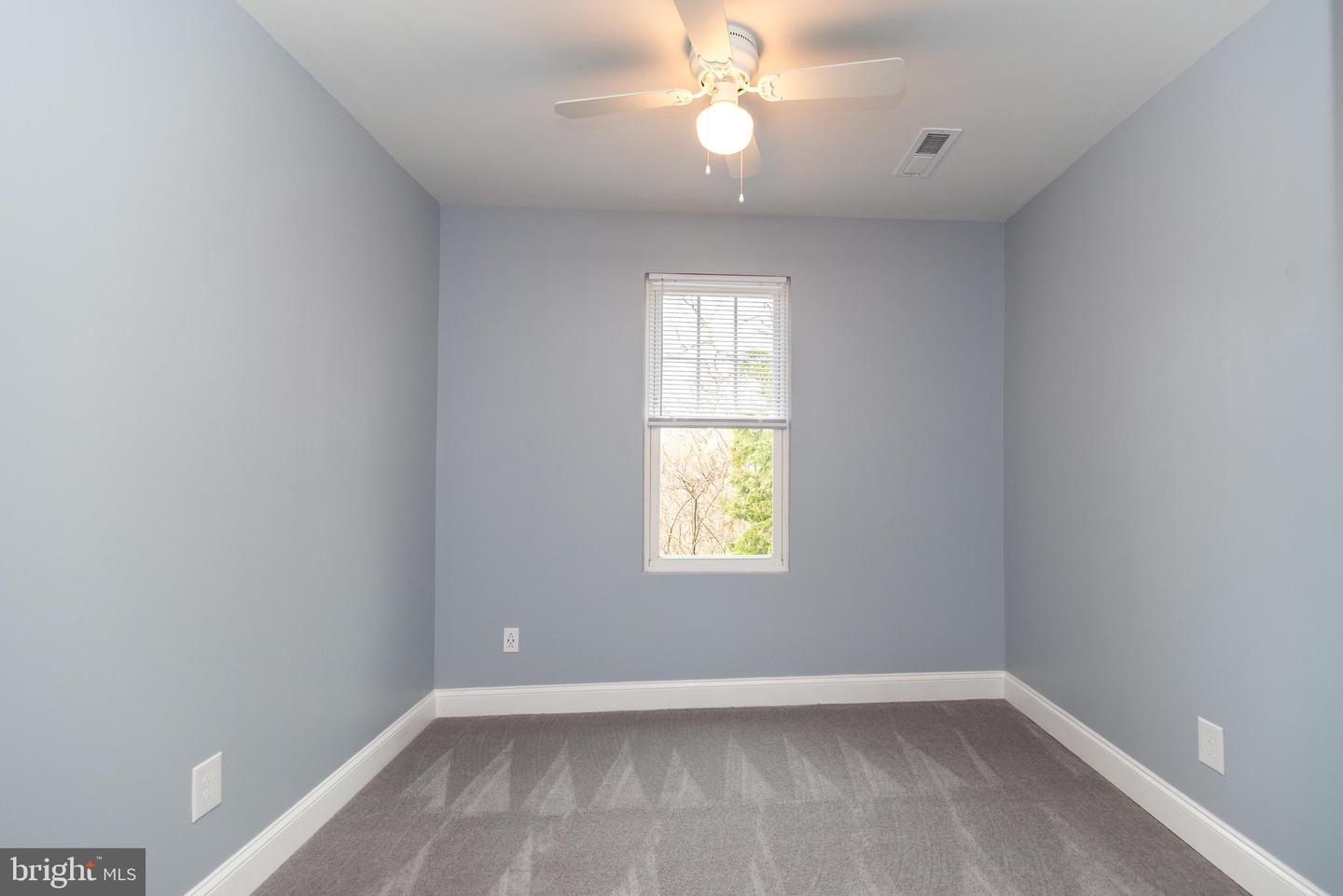 728 Hilltown Pike