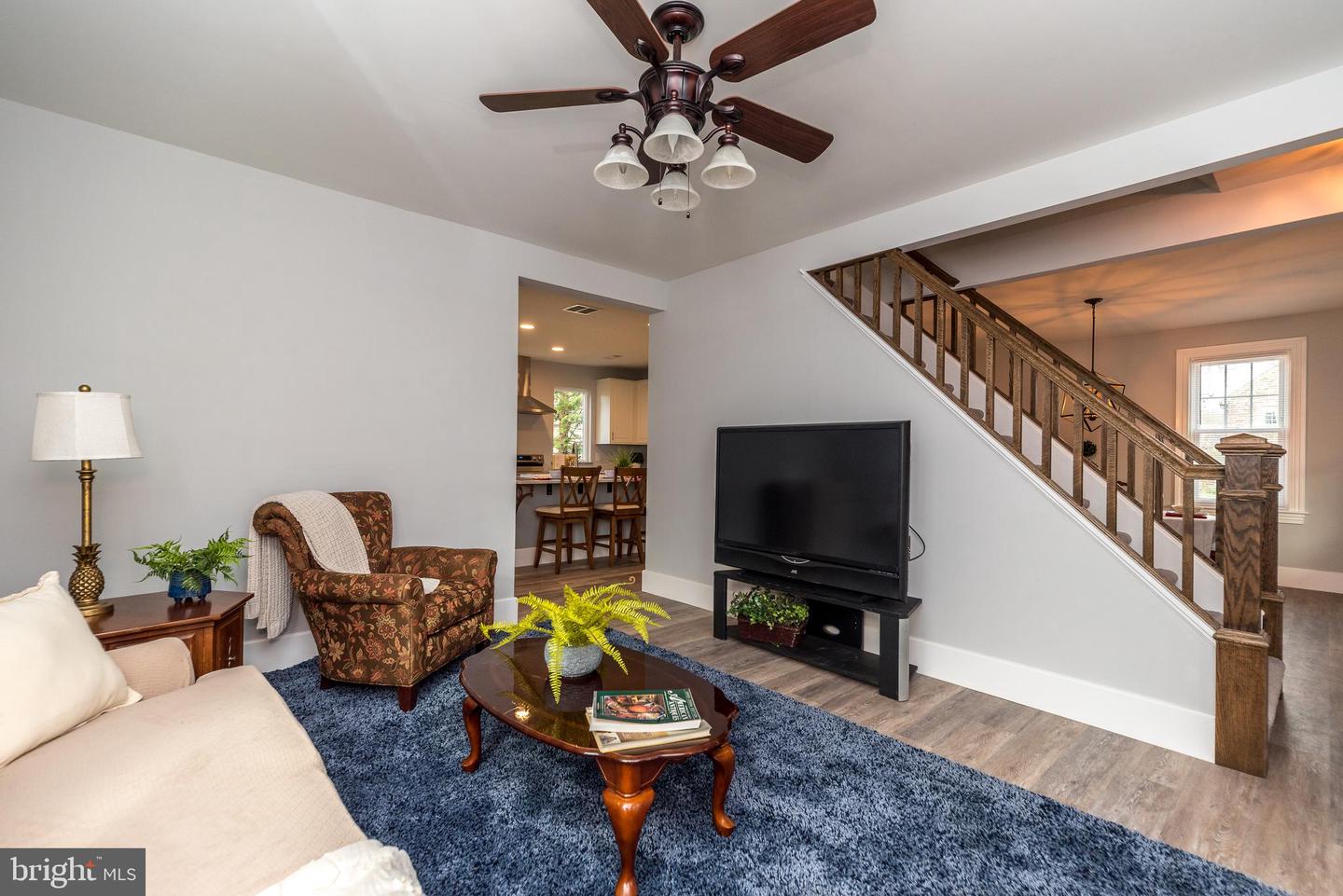 728 Hilltown Pike