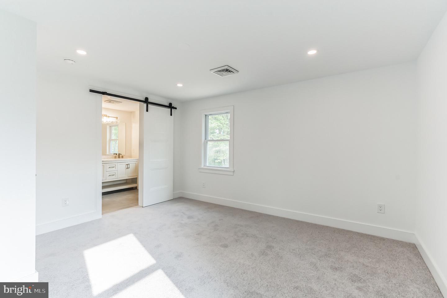 718 Church Rd