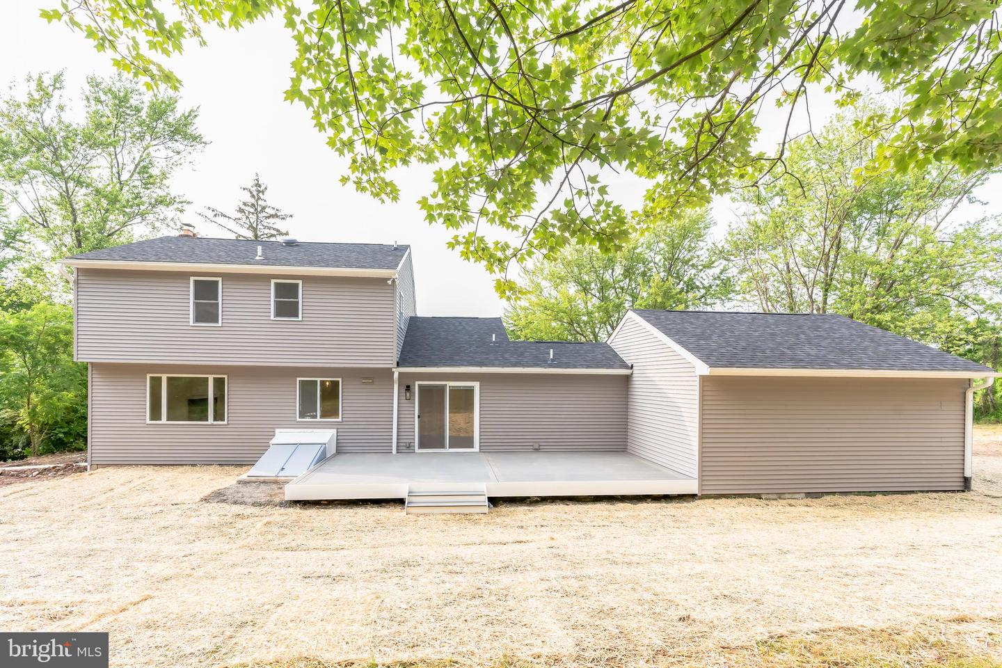 718 Church Rd