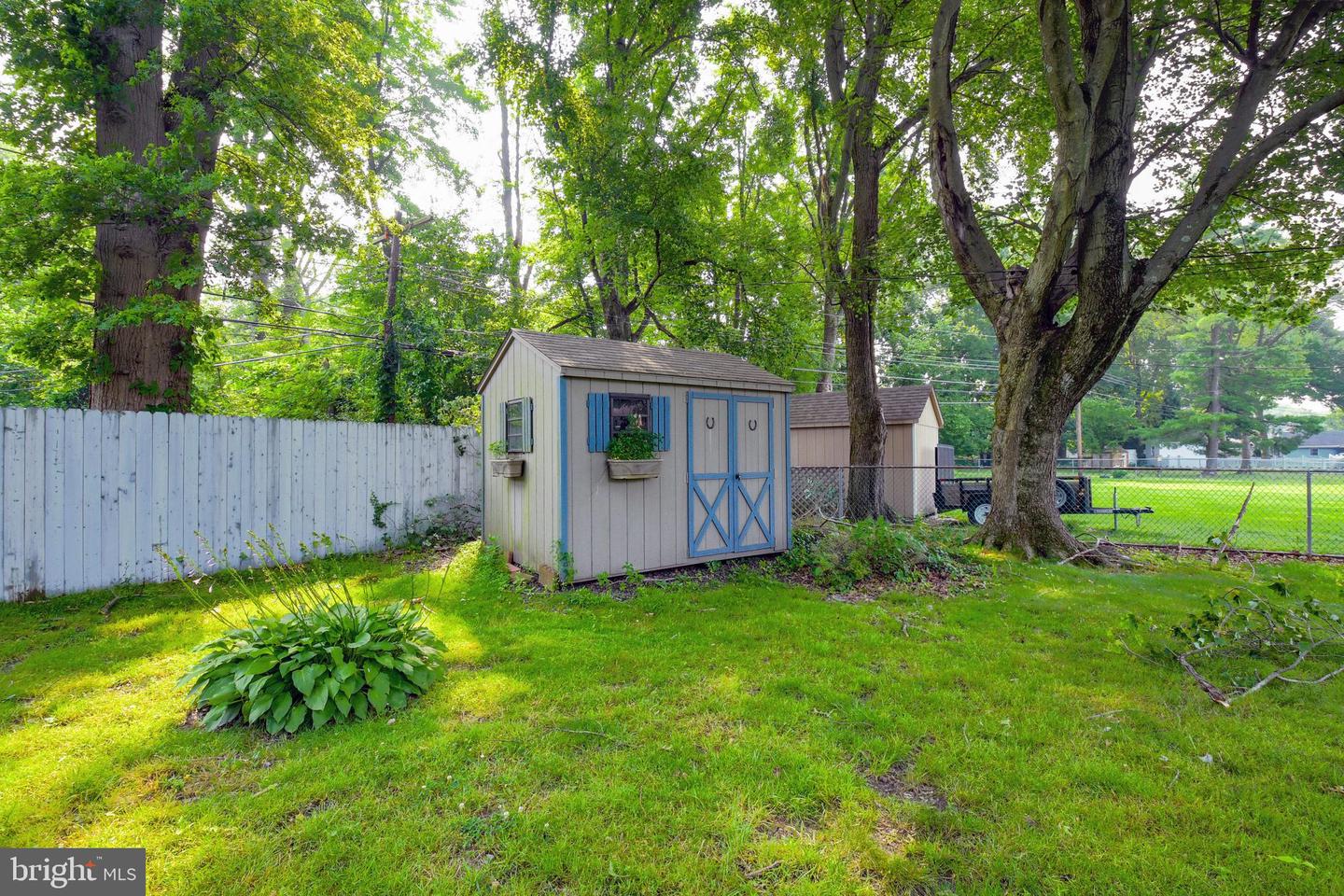 1011 Rozel Ave