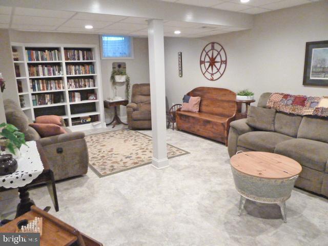 108 Noble Dr