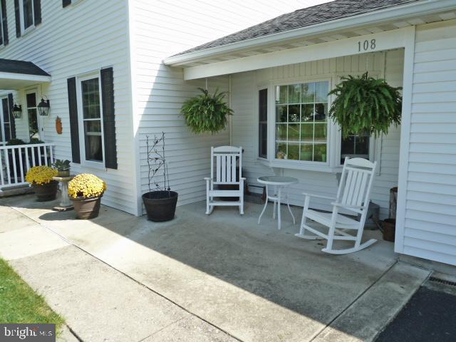 108 Noble Dr