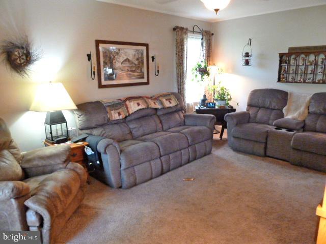 108 Noble Dr
