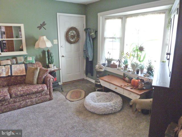 108 Noble Dr