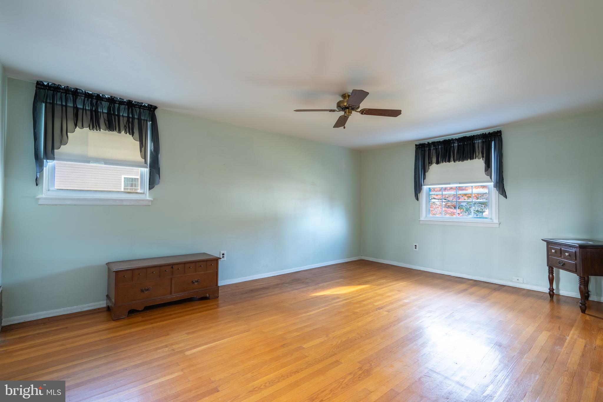 287 Essex Rd