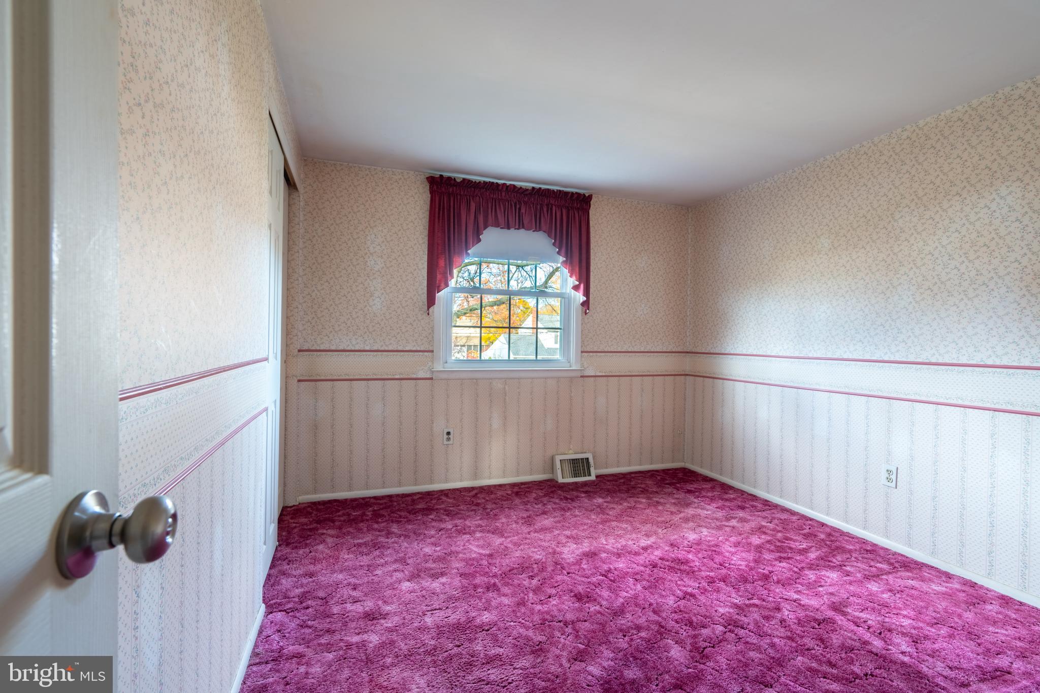 287 Essex Rd