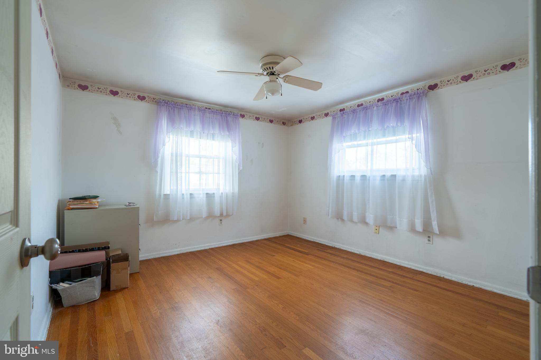 287 Essex Rd