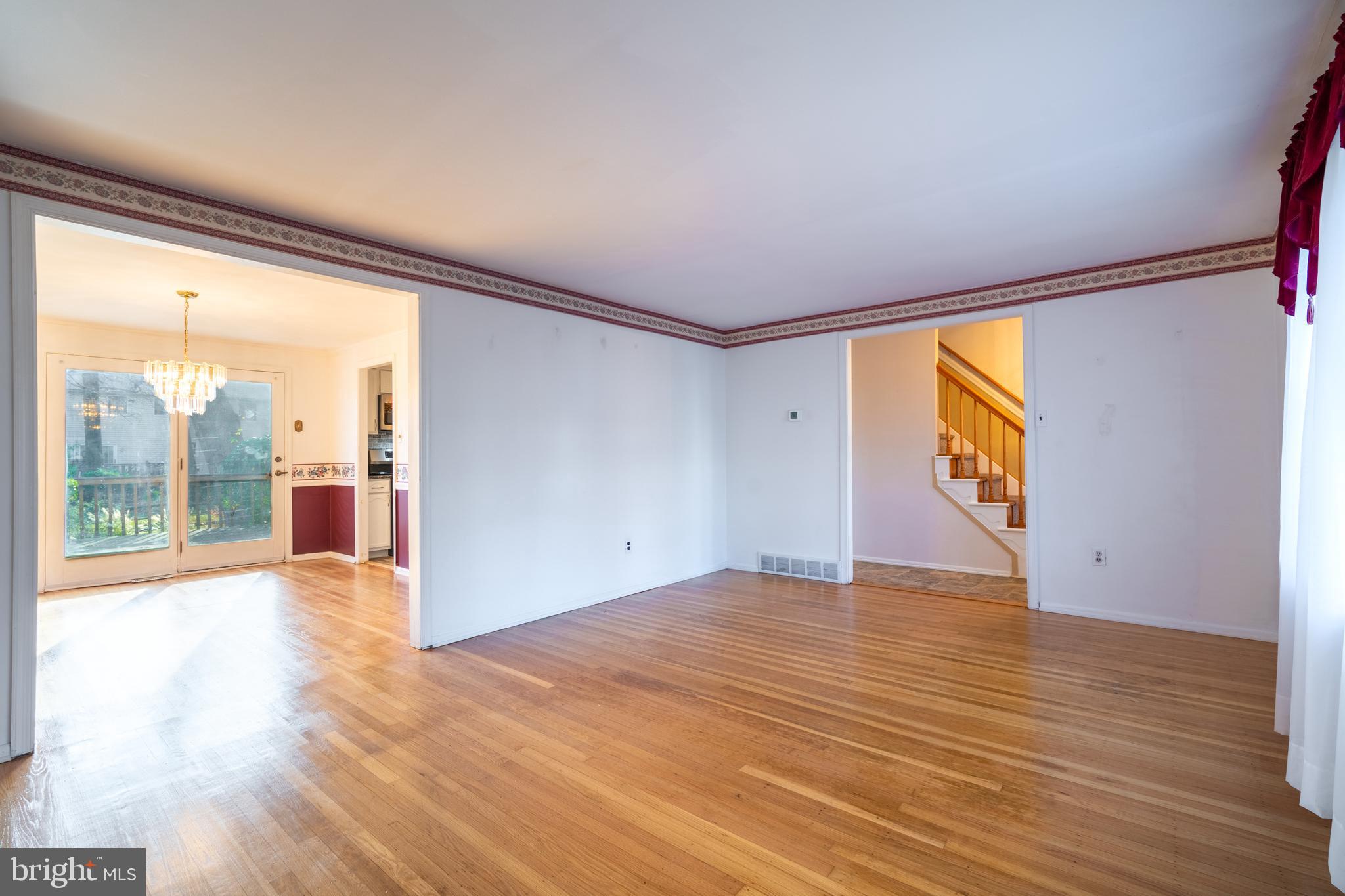287 Essex Rd