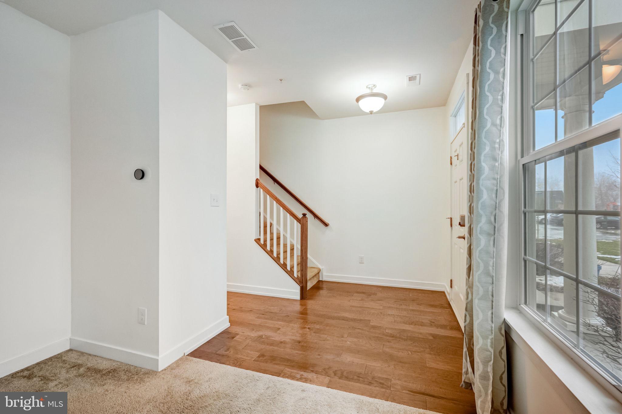 133 Equestrian Row