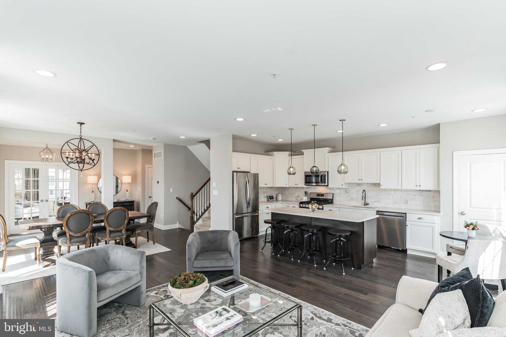 356 W Boulder Dr