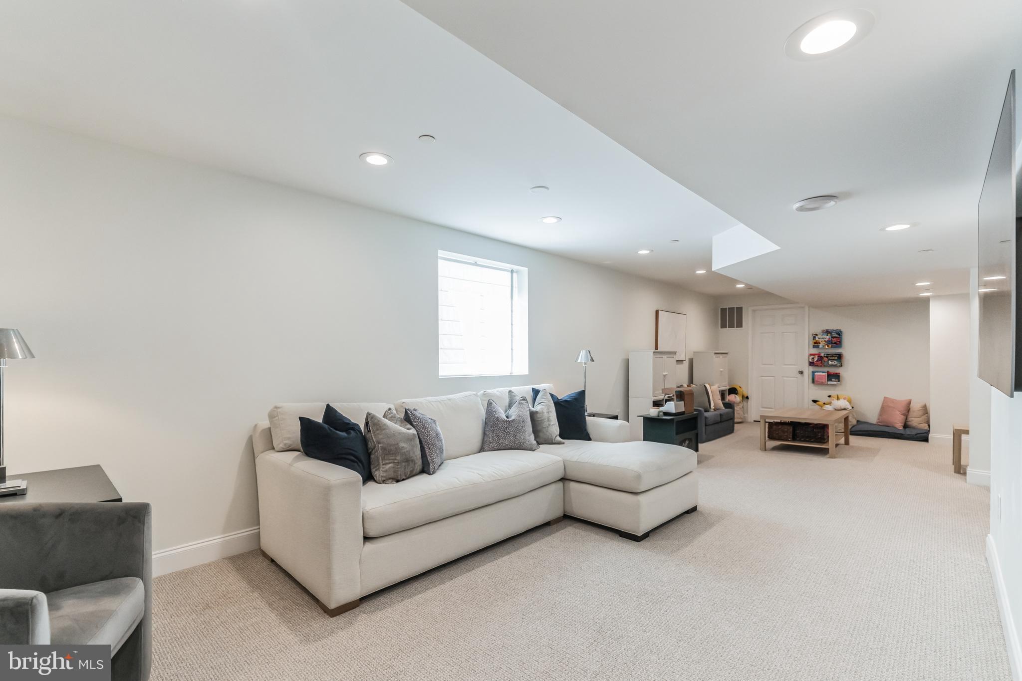 356 W Boulder Dr