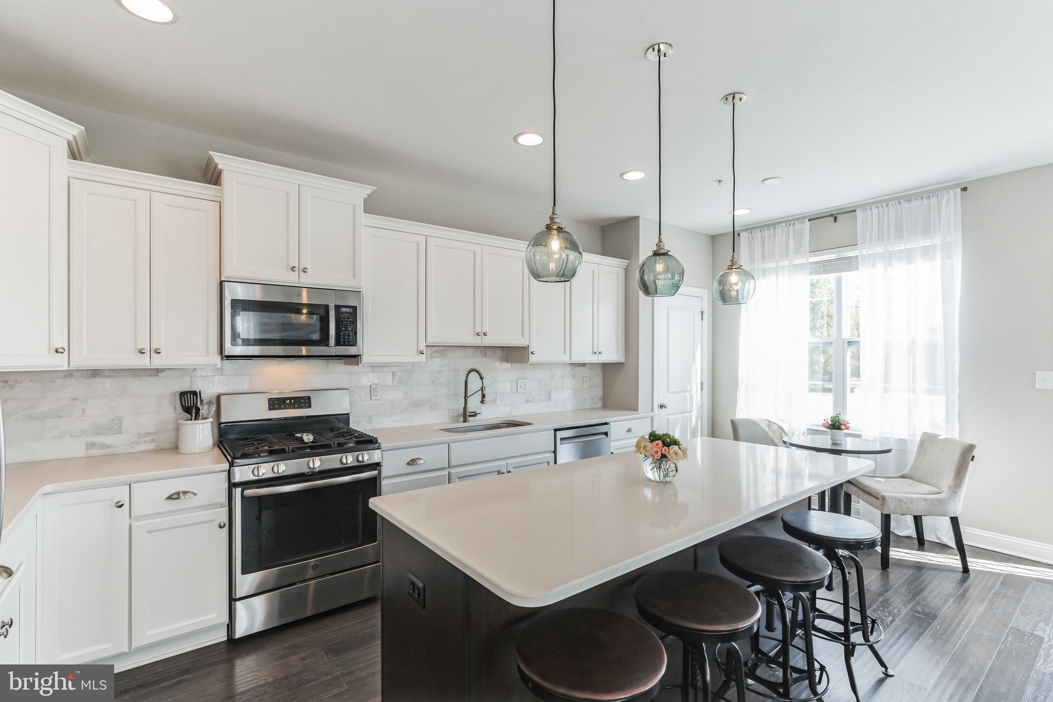 356 W Boulder Dr