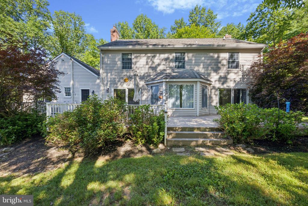 1329 Hilltown Pike