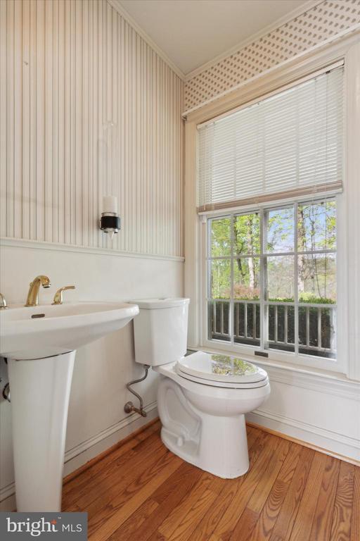 1329 Hilltown Pike